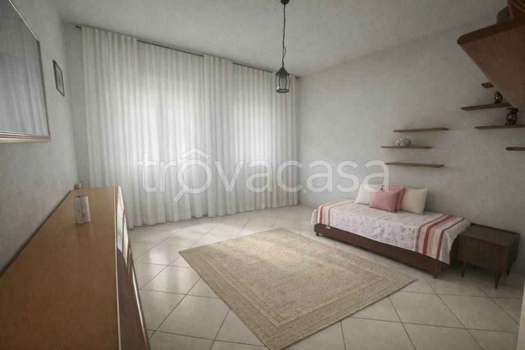 appartamento in vendita a Follonica