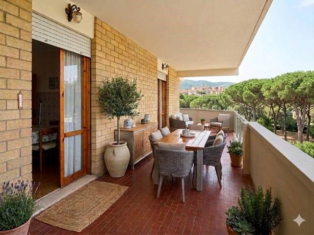 appartamento in vendita a Follonica