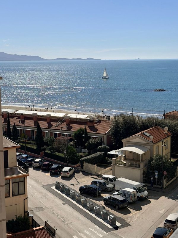 appartamento in vendita a Follonica