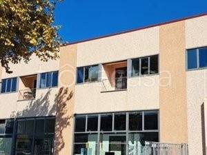 casa indipendente in vendita a Follonica in zona Area Industriale