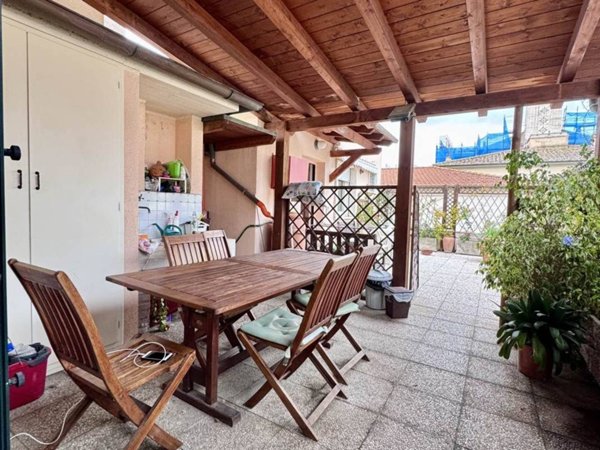 casa indipendente in vendita a Follonica