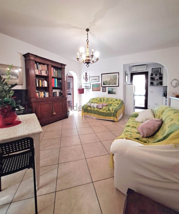 casa indipendente in vendita a Follonica