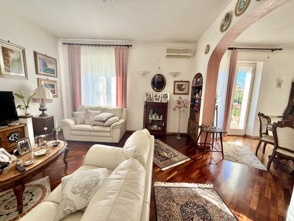 appartamento in vendita a Follonica