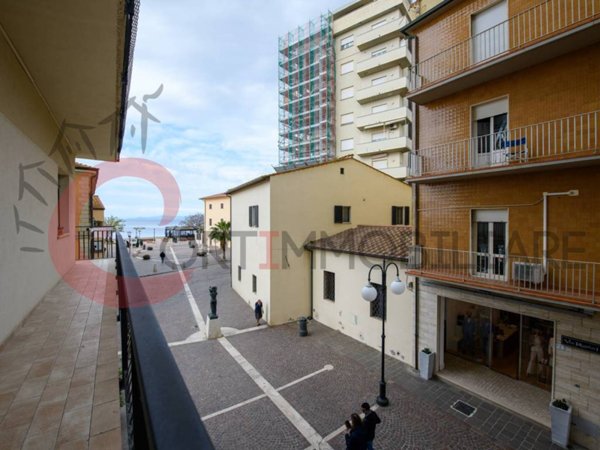 appartamento in vendita a Follonica