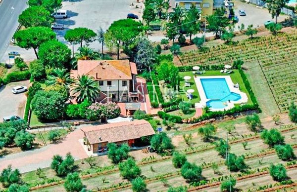 appartamento in vendita a Follonica