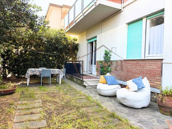 appartamento in vendita a Follonica