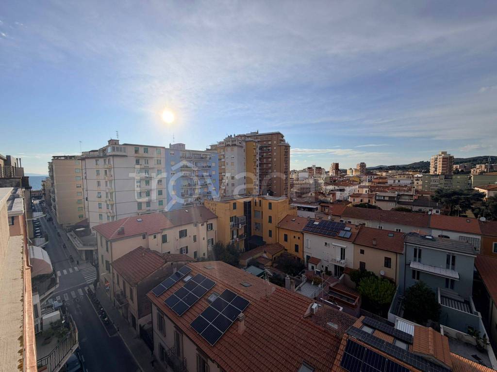 appartamento in vendita a Follonica