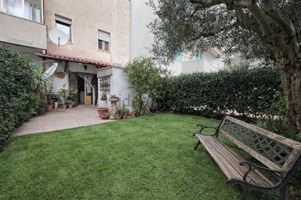 appartamento in vendita a Follonica