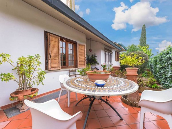 casa indipendente in vendita a Follonica