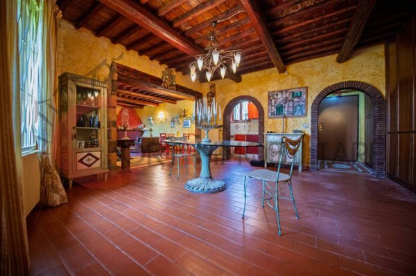 casa indipendente in vendita a Follonica