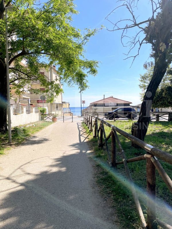 appartamento in vendita a Follonica
