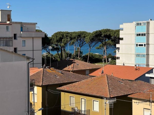appartamento in vendita a Follonica