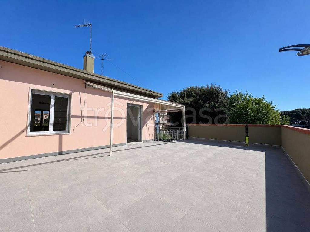 appartamento in vendita a Follonica