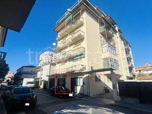 ufficio in vendita a Follonica
