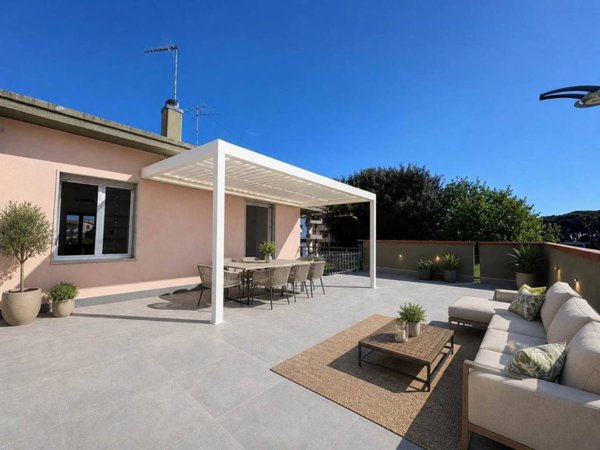 appartamento in vendita a Follonica