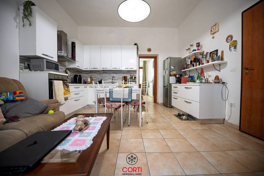 appartamento in vendita a Follonica