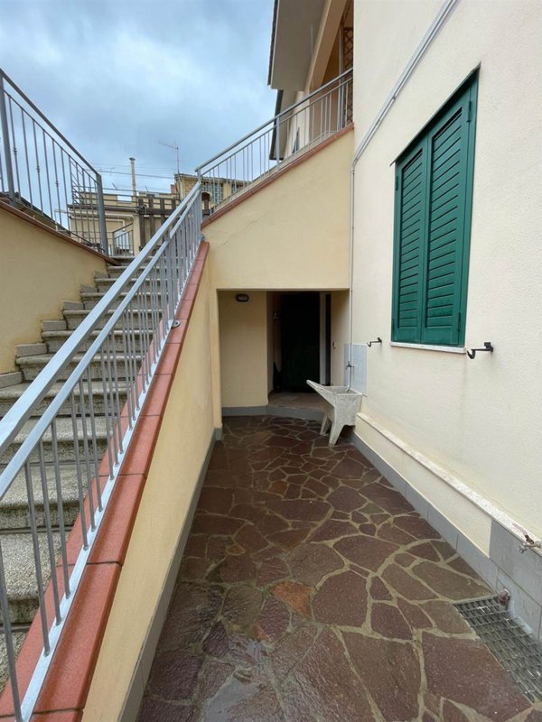 appartamento in vendita a Follonica