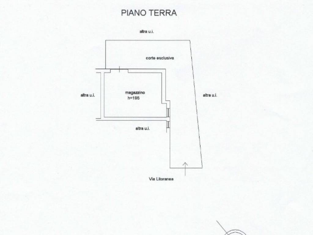 locale commerciale in vendita a Follonica