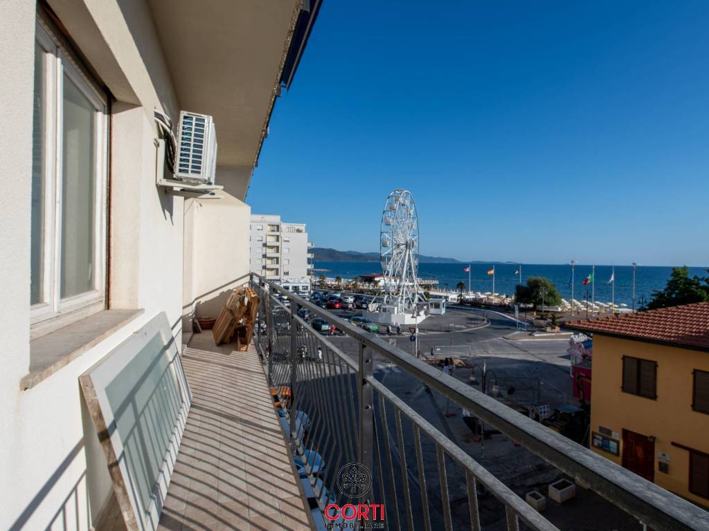 appartamento in vendita a Follonica