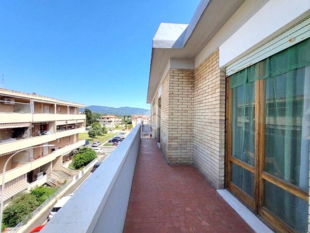 appartamento in vendita a Follonica