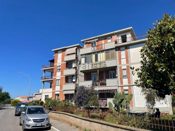 appartamento in vendita a Follonica