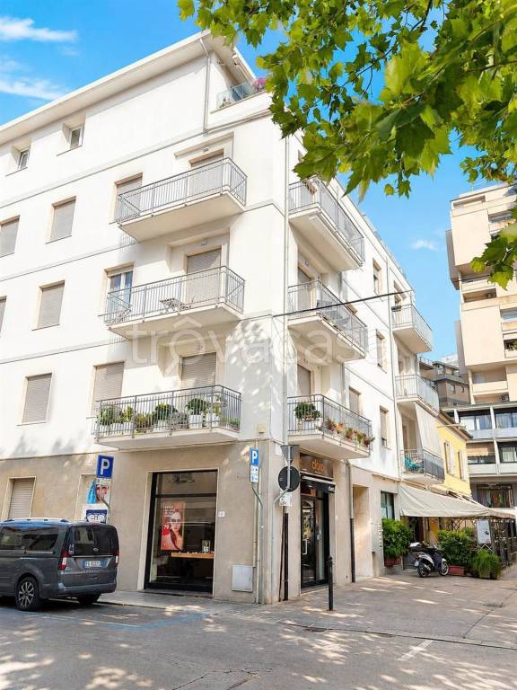 appartamento in vendita a Follonica