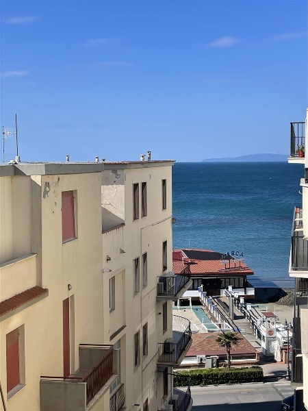 appartamento in vendita a Follonica