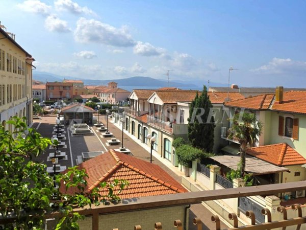 appartamento in vendita a Follonica