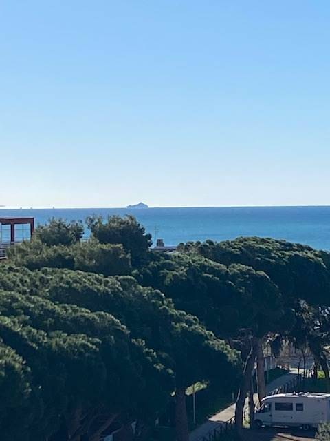 appartamento in vendita a Follonica in zona Prato Ranieri