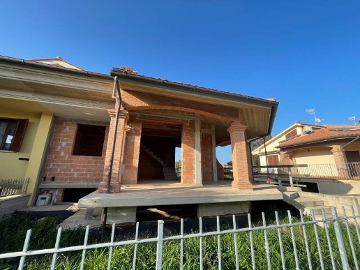 casa indipendente in vendita a Follonica in zona Prato Ranieri