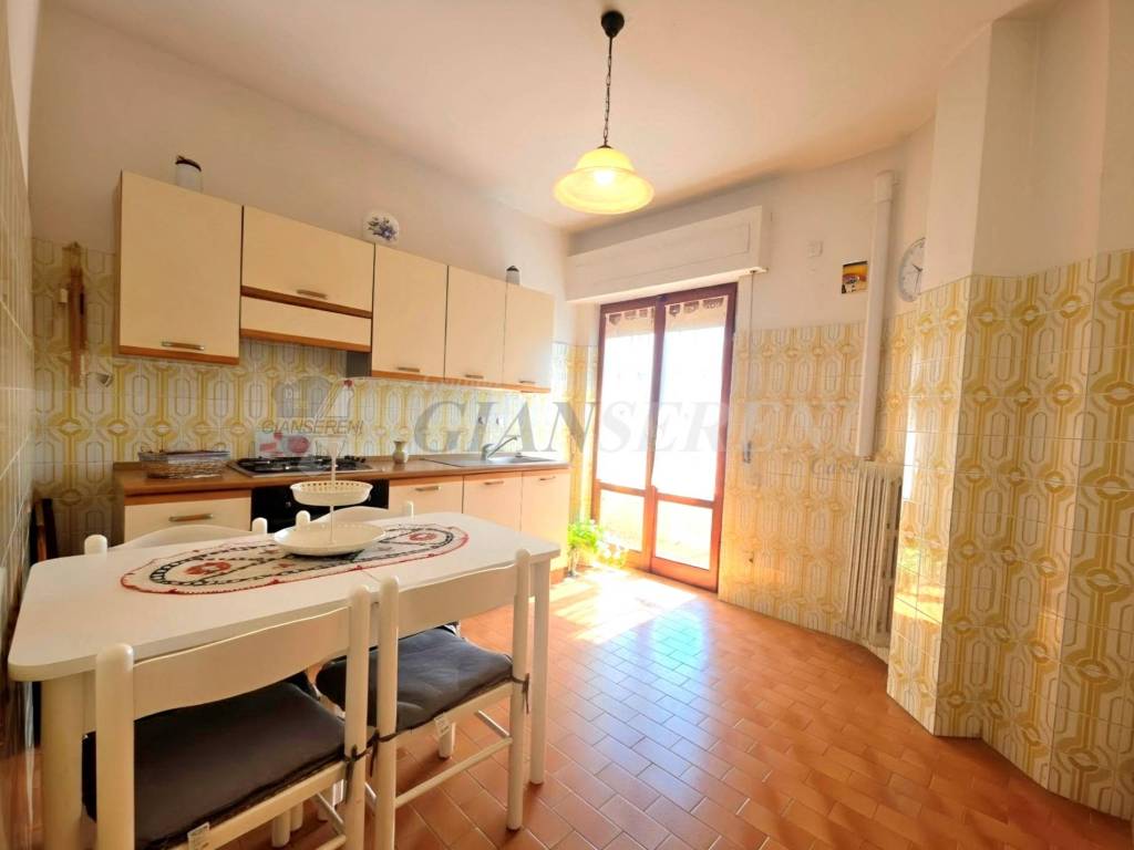 appartamento in vendita a Follonica