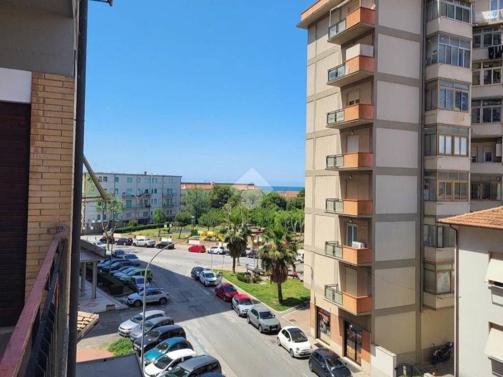 appartamento in vendita a Follonica