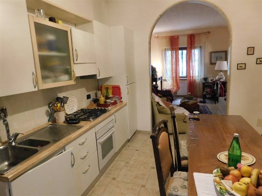 casa indipendente in vendita a Follonica in zona Area Industriale