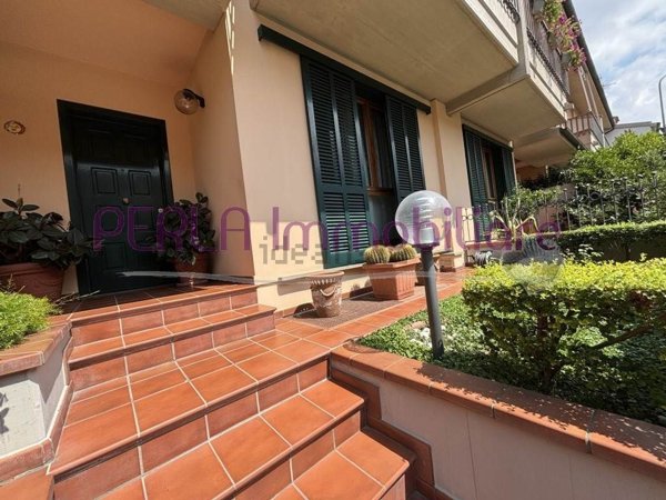 casa indipendente in vendita a Follonica
