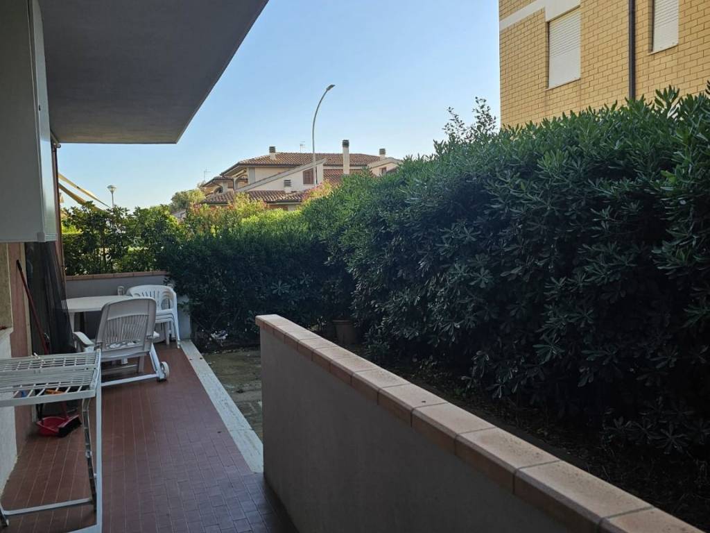 appartamento in vendita a Follonica in zona Prato Ranieri