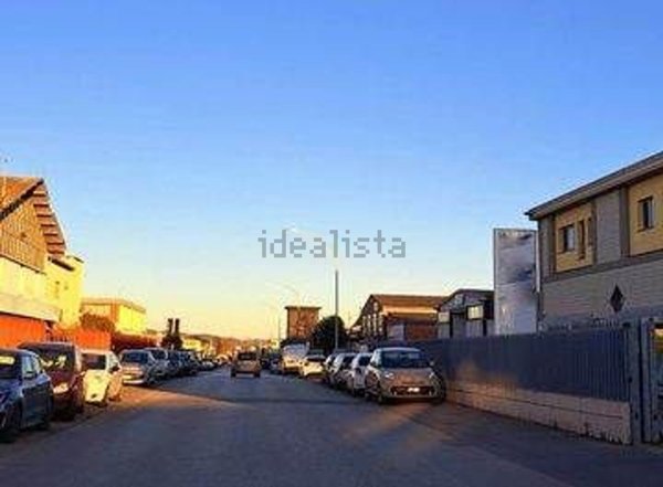 loft in vendita a Follonica in zona Area Industriale