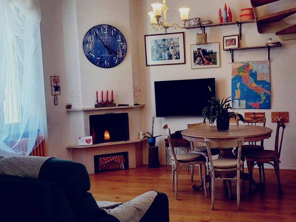 casa indipendente in vendita a Follonica
