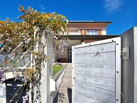 casa indipendente in vendita a Follonica