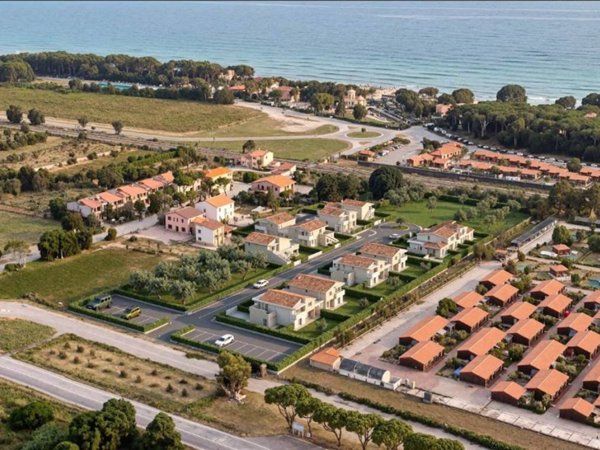 appartamento in vendita a Follonica in zona Prato Ranieri