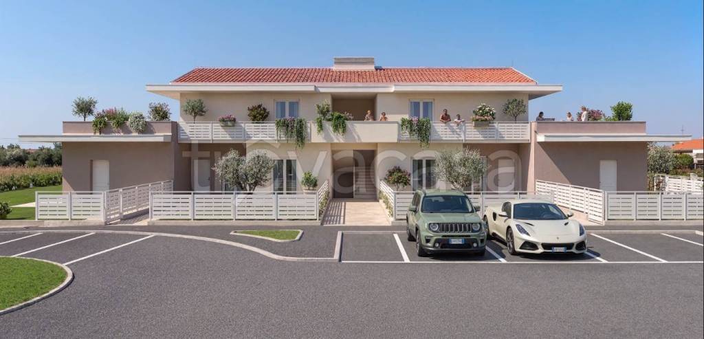 appartamento in vendita a Follonica in zona Area Industriale