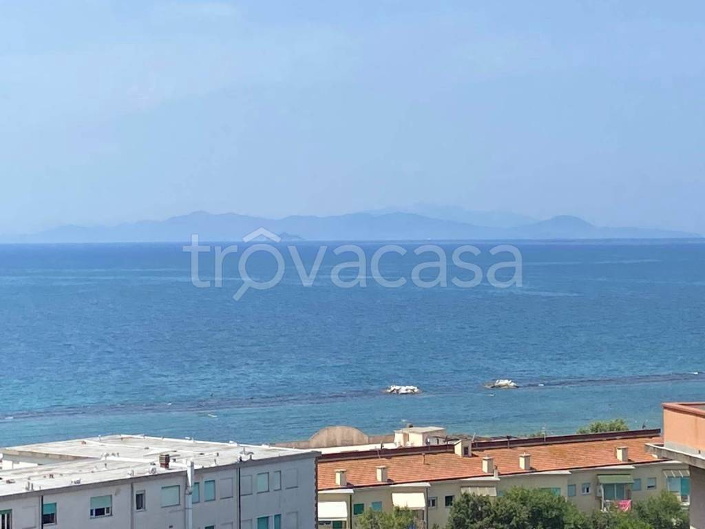 appartamento in vendita a Follonica