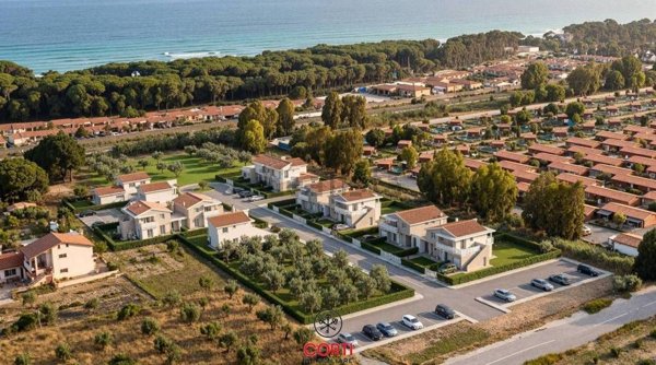 casa indipendente in vendita a Follonica in zona Prato Ranieri