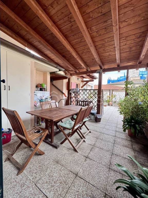 casa indipendente in vendita a Follonica