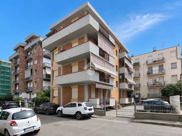appartamento in vendita a Follonica