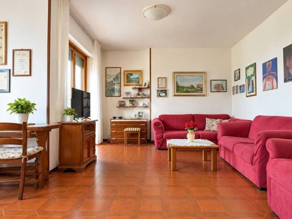 appartamento in vendita a Follonica in zona Prato Ranieri