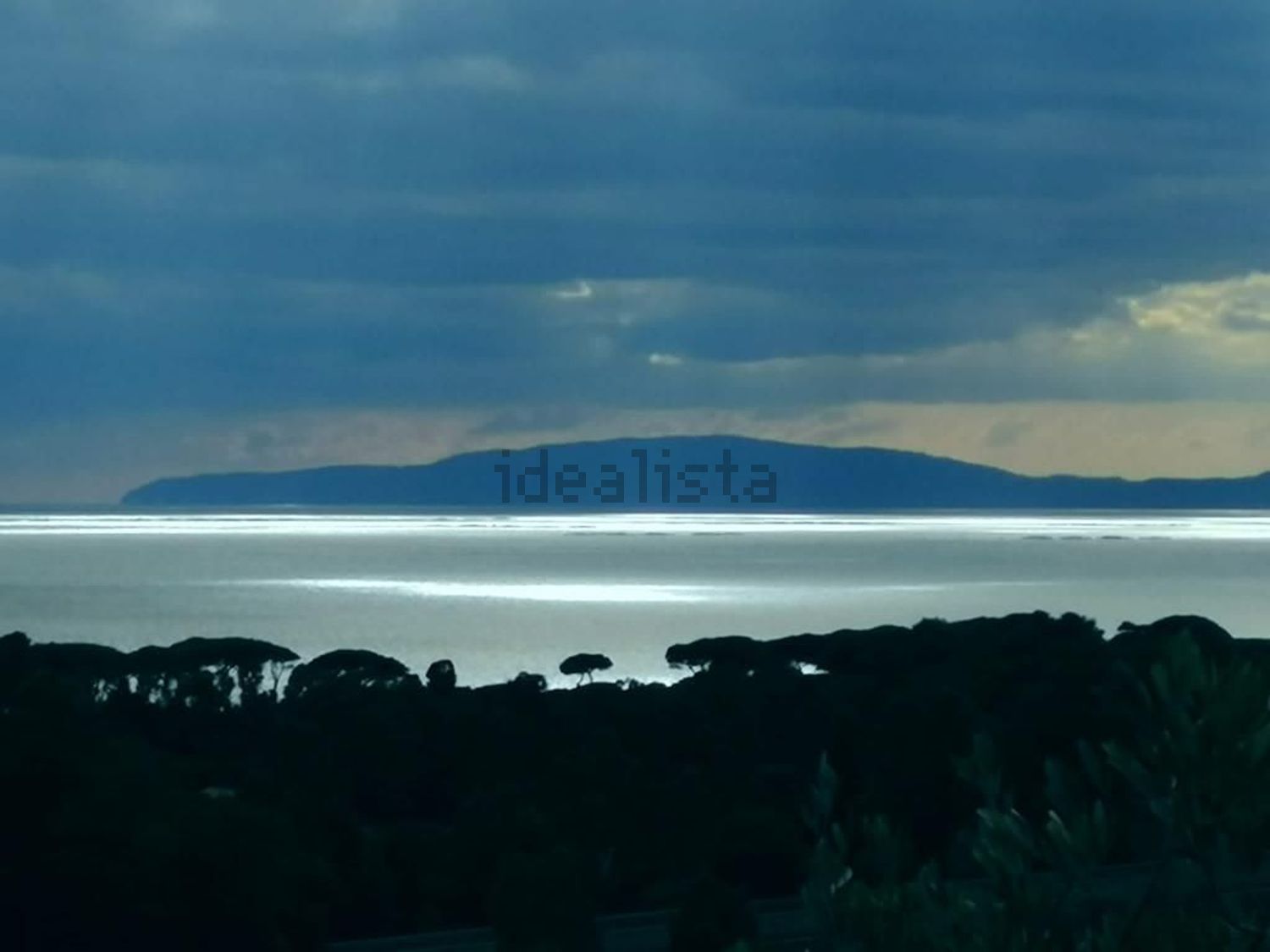 terreno in vendita a Follonica in zona Area Industriale