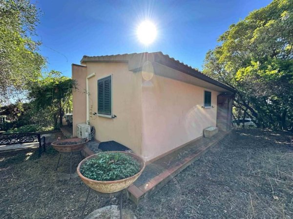 casa indipendente in vendita a Follonica