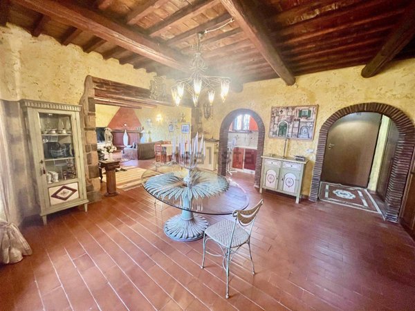 casa indipendente in vendita a Follonica