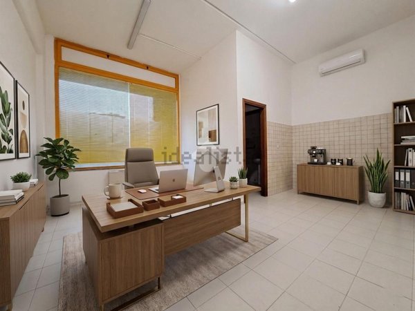 locale commerciale in vendita a Follonica in zona Prato Ranieri