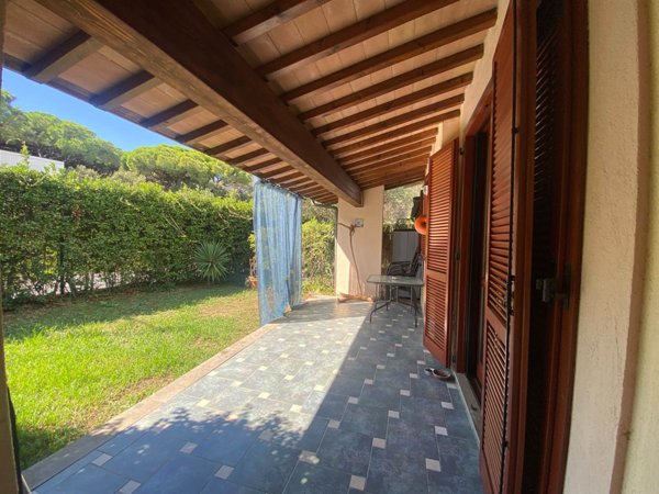 appartamento in vendita a Follonica in zona Prato Ranieri